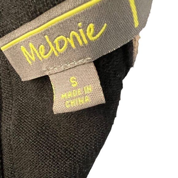 Melonie T | Sweater Dress | Short Sleeve with Back Zipper - Picture 5 of 5